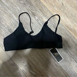 SherryDC Women’s Bikini Top Medium New with Tags